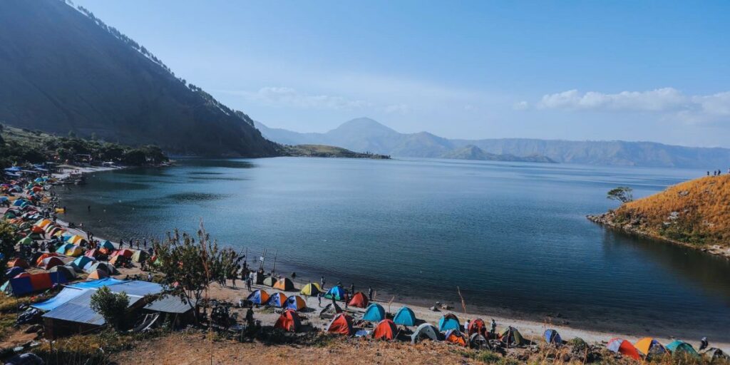 Rekomendasi Destinasi Honeymoon Romantis dan Tak Terlupakan